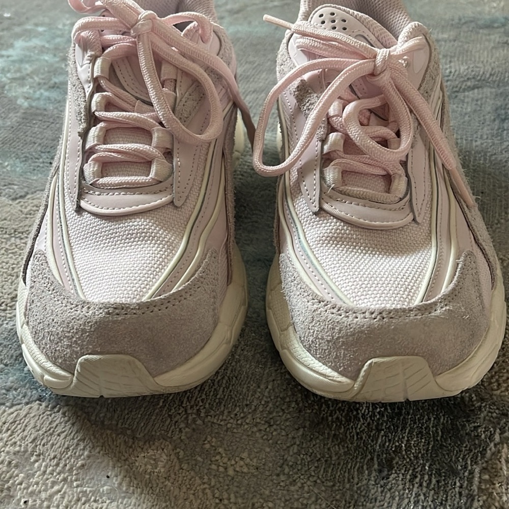 Free People Puma Teveris Nitro Sneakers. NEW - Picture 2 of 8
